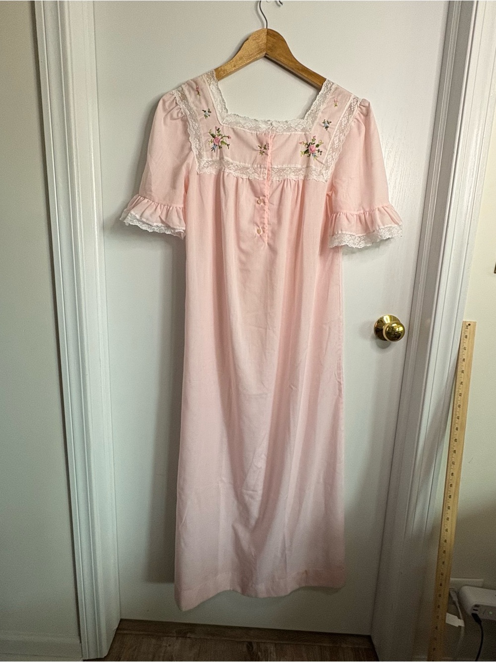 Vintage Saks Sz S/M Pink Lace-Trim Midi Dress/Nightgown with Embroidered Yoke